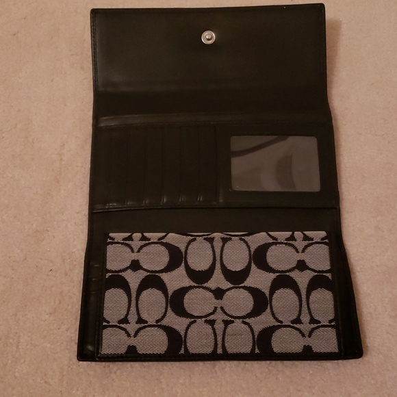 Coach Hampton Slim Envelope Wallet - Picture 3 of 6